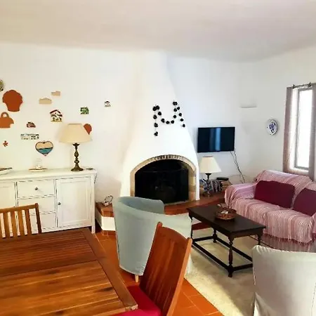 וילה 2 Bedroom With Garden View קארבואירו