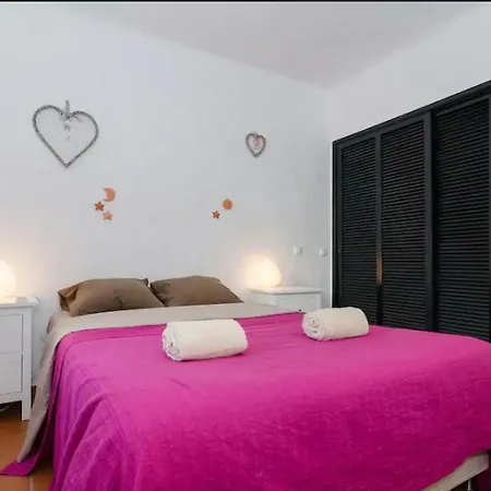 2 Bedroom With Garden View קארבואירו
